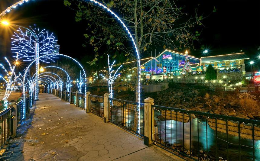Four Seasons Holiday Home Gatlinburg Exterior photo